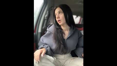 Media: julliavegas Stripchat 2025-09-04 00:19:00