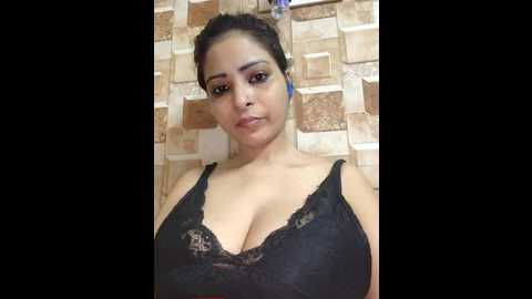 Media: queen_aditi Stripchat 2025-09-04 22:34:00