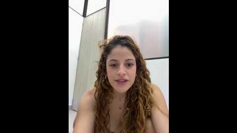 Media: alana15 Stripchat 2025-09-05 00:02:00