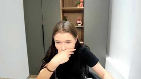 lynhillaire