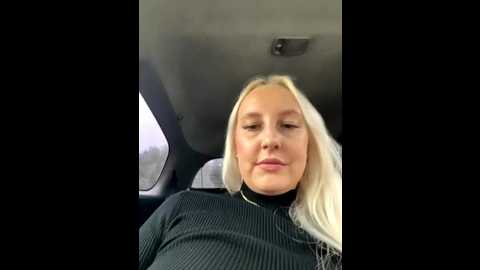 Media: merlindave Stripchat 2025-09-05 03:09:00