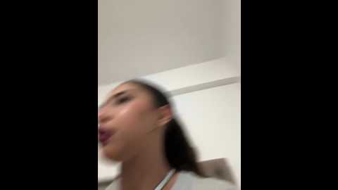 Media: phantom_00 Stripchat 2025-09-05 01:41:00
