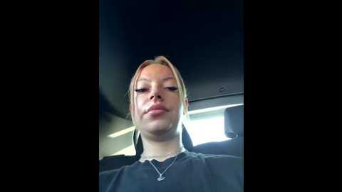 Media: sandra_jo Stripchat 2025-09-05 05:18:00