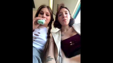 Media: mmelicious Stripchat 2025-09-06 08:50:00