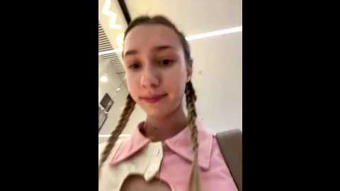 Media: lia__love Stripchat 2025-09-07 13:11:00