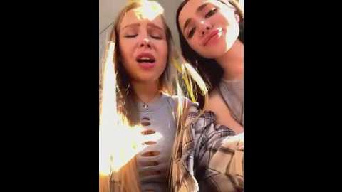Media: liza_risky Stripchat 2025-09-07 12:54:00