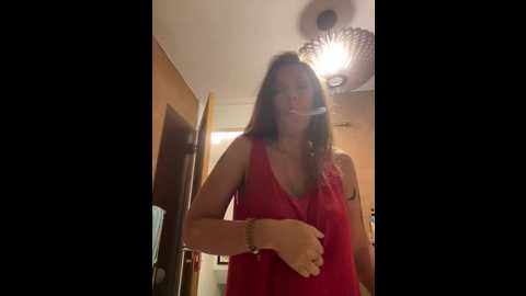 Media: lwhite1 Stripchat 2025-09-07 00:18:00