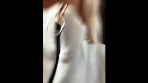 Media: merlindave Stripchat 2025-09-07 02:49:00