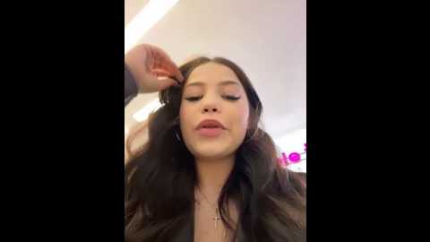 Media: chloe__moon Stripchat 2025-09-08 15:09:00