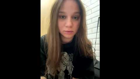 Media: minivi Stripchat 2025-09-08 04:54:00