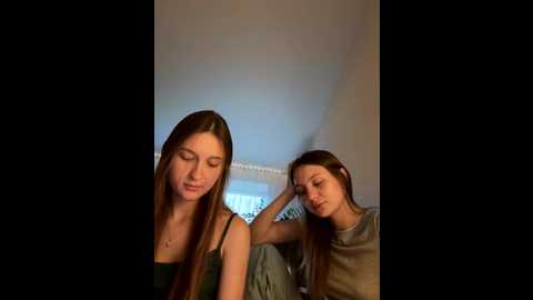 Media: sweety_secret_ Stripchat 2025-09-08 15:56:00