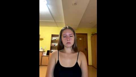 Media: tomyris_yuki Stripchat 2025-09-09 03:18:00