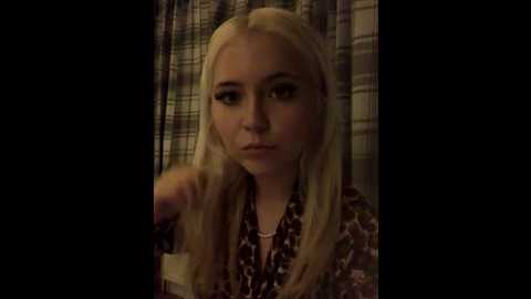 blondie_sofia_essexbabe