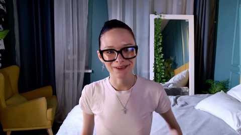 Media: daily_glam Stripchat 2025-09-10 17:19:00