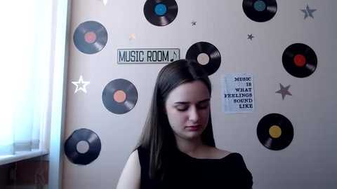 Media: kawaii_queen Stripchat 2025-09-10 10:14:00