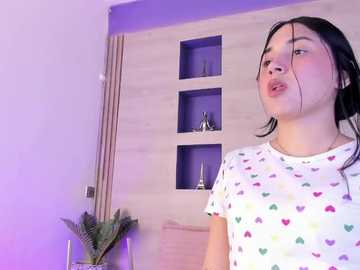 Media: zaira_lux Stripchat 2025-09-10 04:46:00