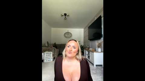 elliemaee
