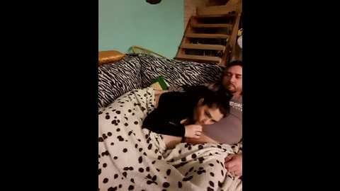 Media: hey_hot Stripchat 2025-09-11 02:13:00