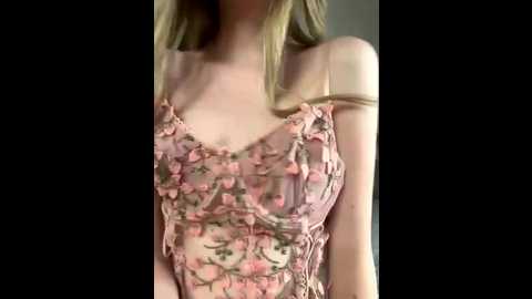 blondedoll_