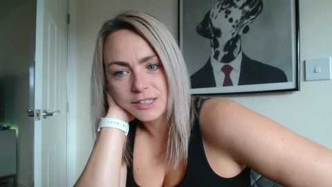 Media: louiselovesfun Stripchat 2025-09-12 08:32:00