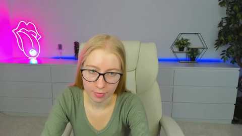 alina_blonde