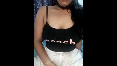 Media: kaveri_777 Stripchat 2025-09-13 18:02:00