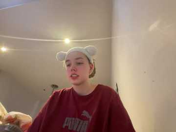 violetcutie @ stripchat on 20250913