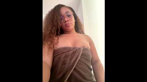 ashley_tompson1