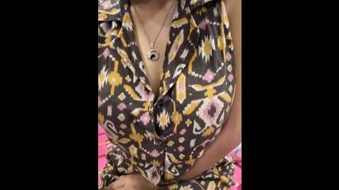 lovely_shakira