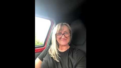 lily_uk_milf