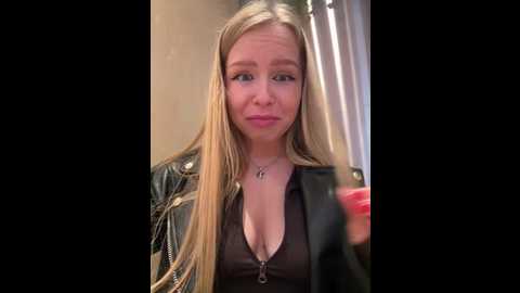 Media: liza_risky Stripchat 2025-09-20 10:55:00