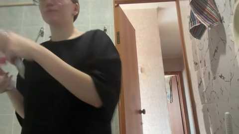 Media: margarettnewbie Stripchat 2025-09-20 04:51:00