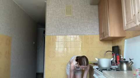 Media: margarettnewbie Stripchat 2025-09-20 10:02:00