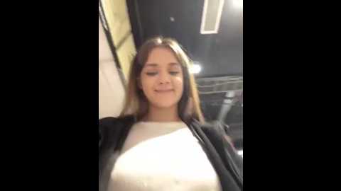 Media: kittyqueeny Stripchat 2025-09-21 14:56:00