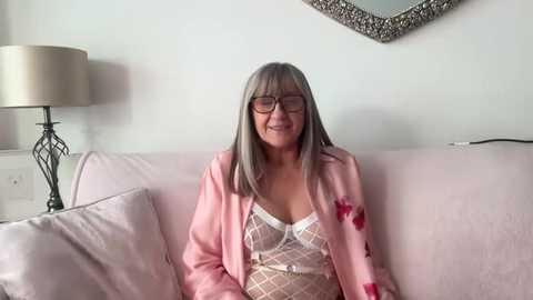 lily_uk_milf