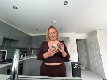 elliemaee
