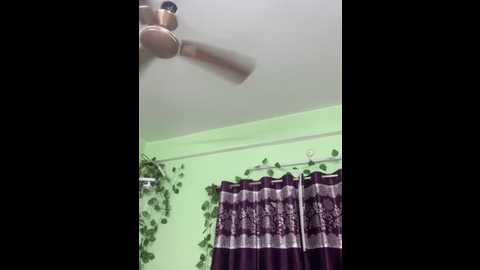 v_hot_sweti