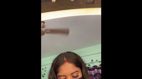 v_hot_sweti