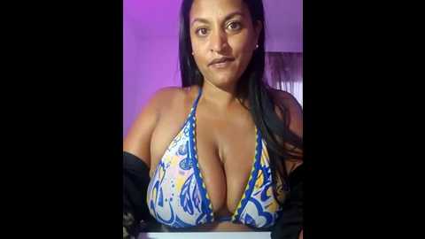 busty_ariax