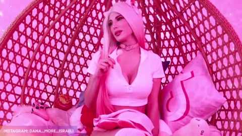 dana_more
