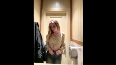 loraadoll