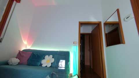 Media: natalie_bigass Stripchat 2025-09-27 17:03:00