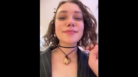lucy_joy