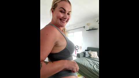 nastymilf_