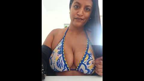 busty_ariax