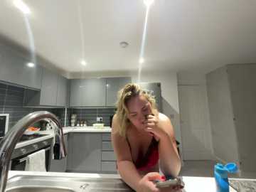 elliemaee