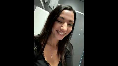 _miaqueen_
