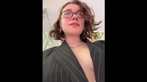 lucy_joy
