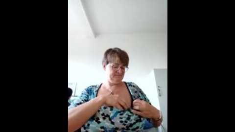 milf_love_fist99