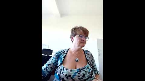 milf_love_fist99